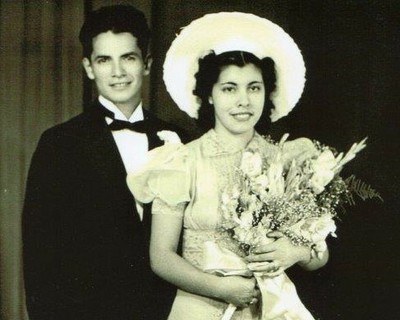 lay2.jpeg grandparents